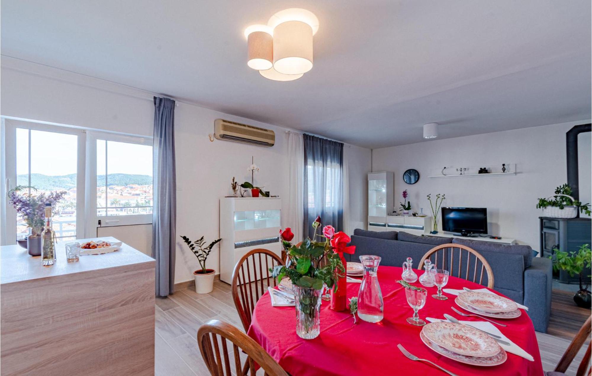 Beautiful Apartment In Vela Luka With Kitchen Exterior photo